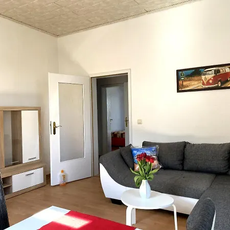 Apartment Pirna/dohna, 2 R.-wohnung In Mehrfamilienhaus Dohna